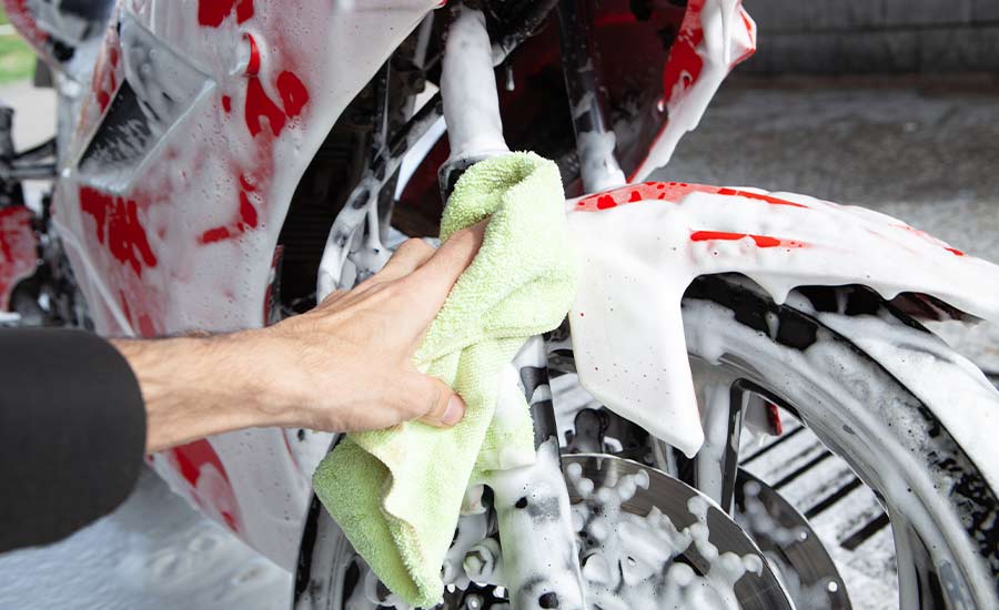 How to clean your motorcycle